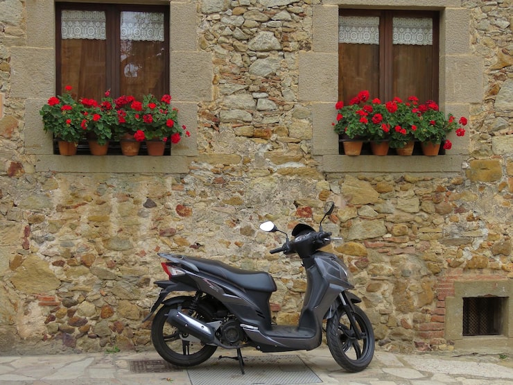 Electric Scooty: The Smart Choice for Modern Urban Mobility Electric Scooty: The Smart Choice for Modern Urban Mobility